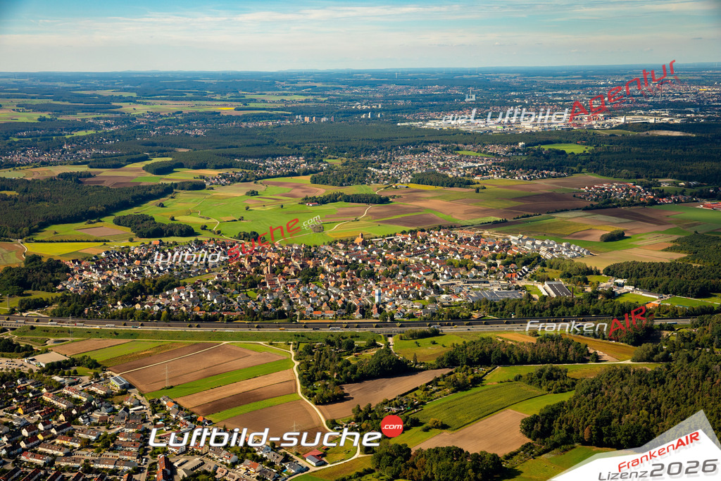 Das Luftbild zeigt : Kornburg Stadtansicht Nürnberg - Die Luftaufnahme wurde 2023 vom UL-Flugzeug aus erstellt ( keine Drohne ) - Hochauflösende Luftaufnahme - Für grossformatige Ausdrucke geeignet. Die Geschenkidee !Mit Lizenz und Bildrechte bestellbar