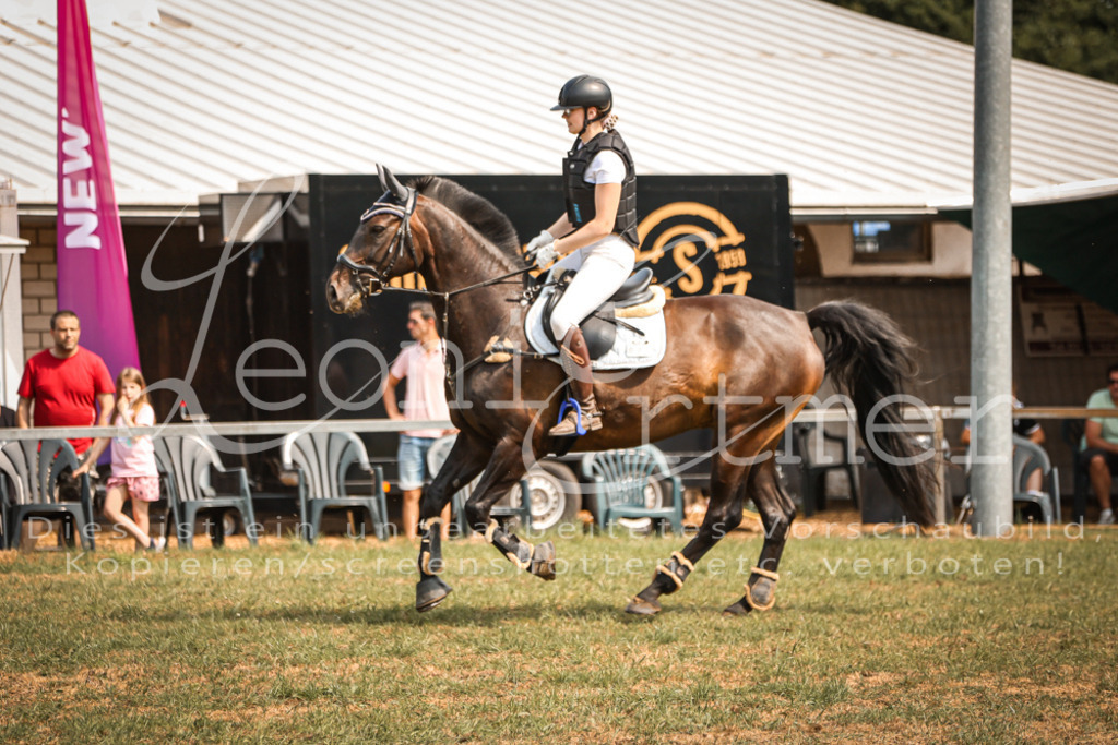 10.SaSpWB00085 | Leoni Ertmer Photography - Realisiert mit Pictrs.com