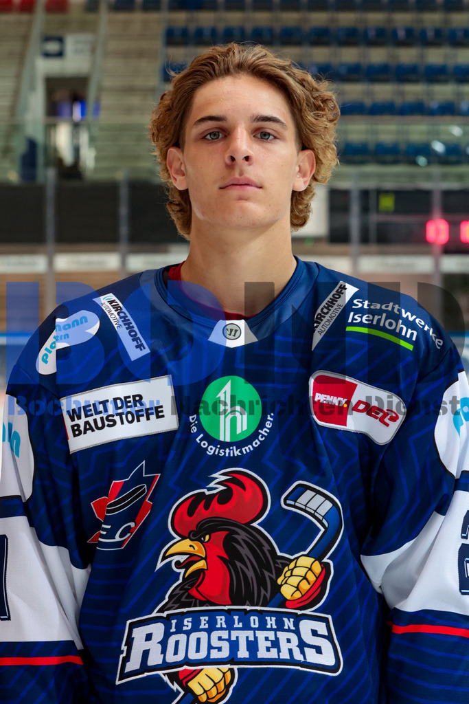 Deutsche Eishockey Liga (DEL): Iserlohn Roosters Teamshooting {date} -  | {headline}(Foto: Sebastian Sendlak / BOND) - Realisiert mit Pictrs.com