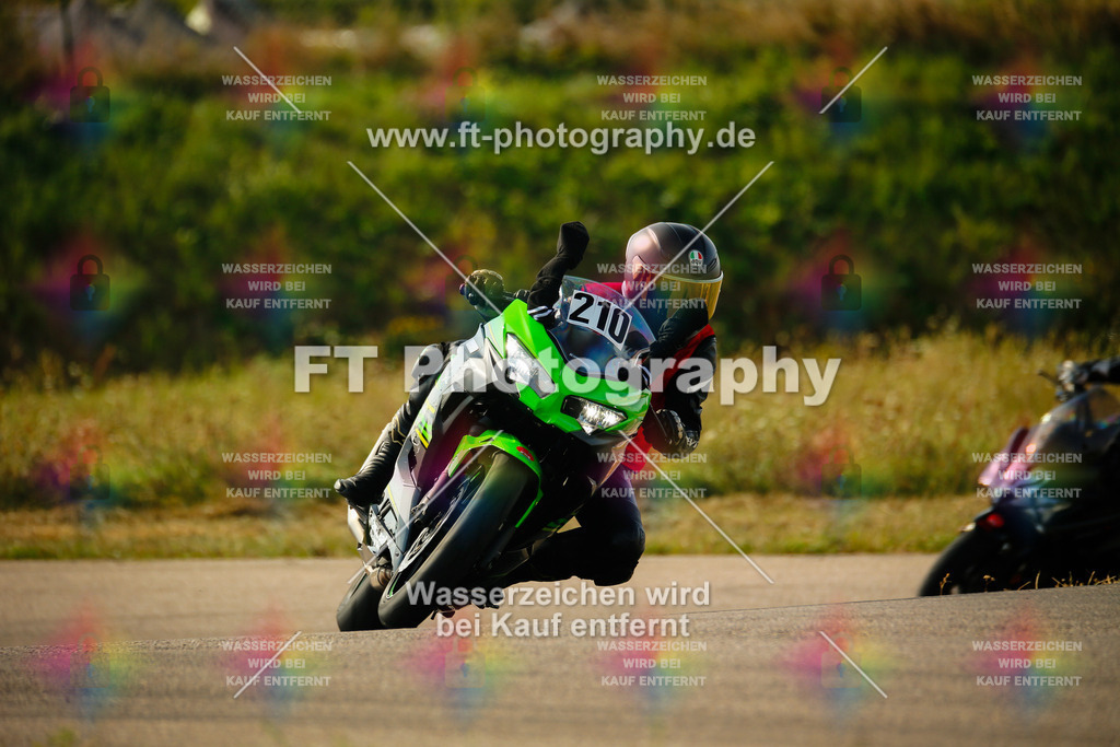 _MOT6296 | Hier findet Ihr Bilder von Touristenfahrten auf der Nürburgring Nordschleife oder von anderen Veranstaltungen die ich besucht habe. Viel Spass beim Durch Schauen 