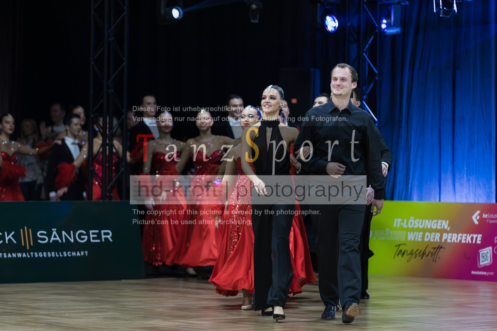 20260124_1BL_Std-Formationen_2840 | Tanzsportbilder, Standardtanz, Lateintanz, WDSF, DTV, LTVB, dancecomp, goc, hessen tanzt, blaues band der spree, walzer, tango, wiener walzer, slowfox, quickstepp, samba, rumba, cha-cha-cha, paso doble. jive, hd-kroft photography, turniertanzsport