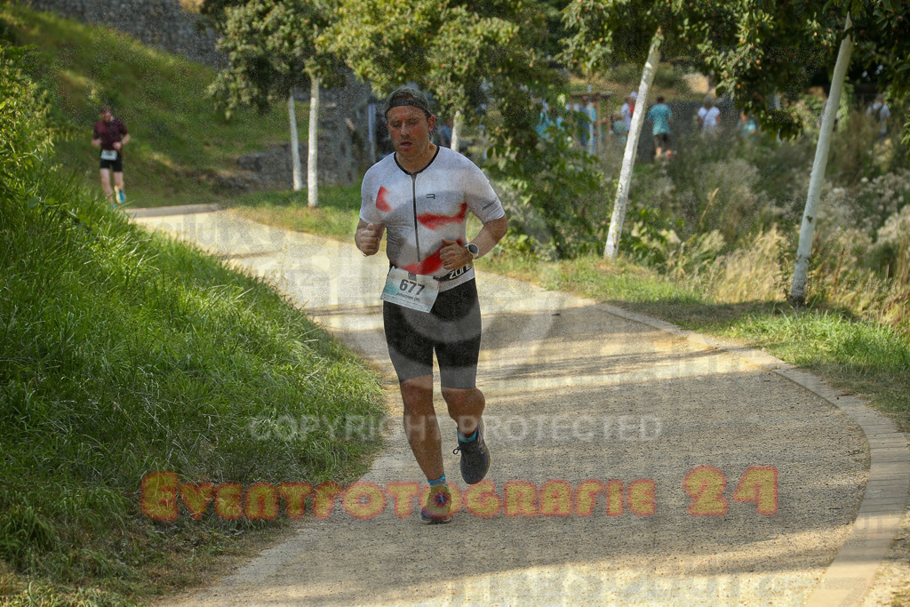250824_1500_EX1_8306 | Sportfotografie im Rhein-Sieg Kreis, Köln, Bonn, NRW, Rheinland Pfalz, Hessen, etc. Unser Tätigkeitsfeld umfasst den Laufsport vom Volkslauf über den Marathon, Duathlon, Triathon bis zum Ultralauf wie Kölnpfad Ultra oder Schindertrail.