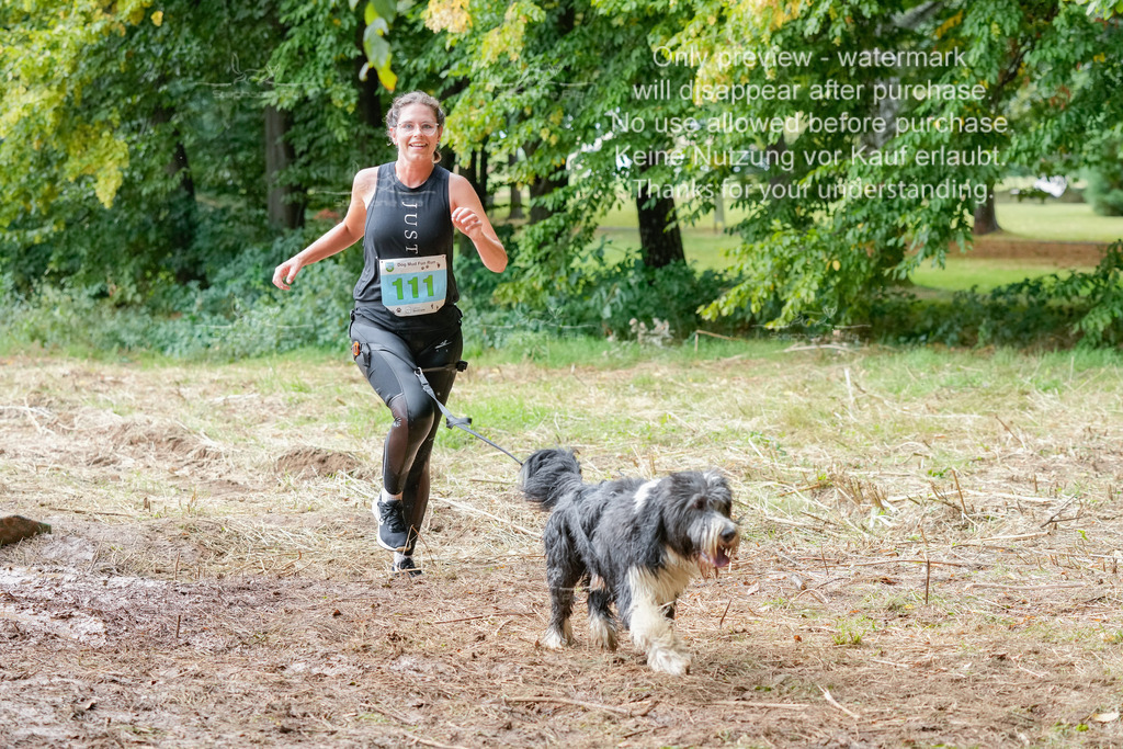 Schlamm_mit_Hund (50 von 460) | stephaniefillaphotographie - Realisiert mit Pictrs.com