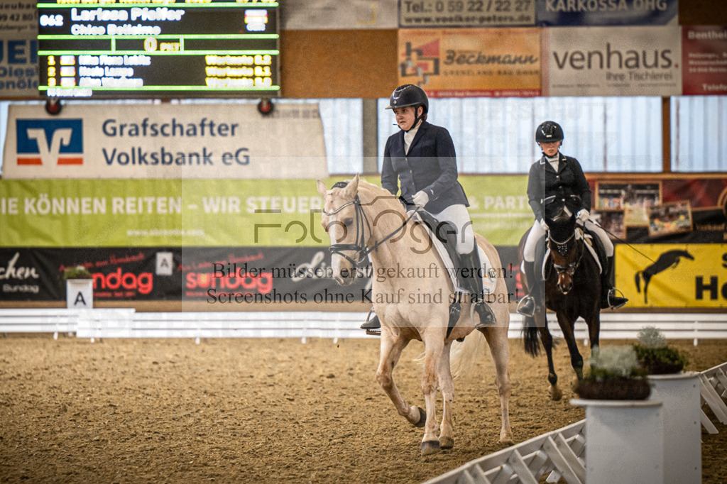 DOS_3834 | Entdecke hochwertige Reitturnierfotos von Foto Oger. Professionell, emotional und authentisch – jetzt Lieblingsmomente im Shop bestellen.Deutschlandweite Turnierfotografie. - Realisiert mit Pictrs.com
