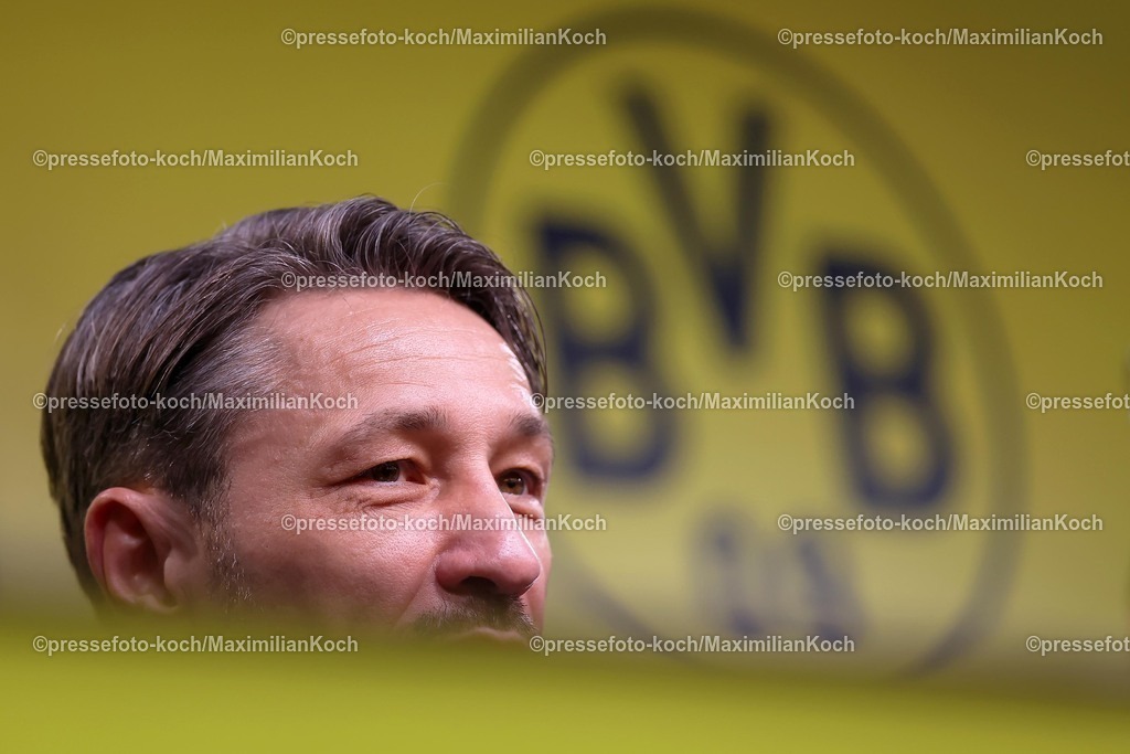 BVB19122502109 | 19.12.2025, Fußball, Borussia Dortmund - Borussia Mönchengladbach, 1. Fußball Bundesliga, 15. Spieltag, Signal Iduna Park, Saison 2025 2026: Cheftrainer Niko Kovac (BVB #hc) bei der Pressekonferenz nach dem Spiel  DFB regulations prohibit any use of photographs as image sequences and or quasi-video.