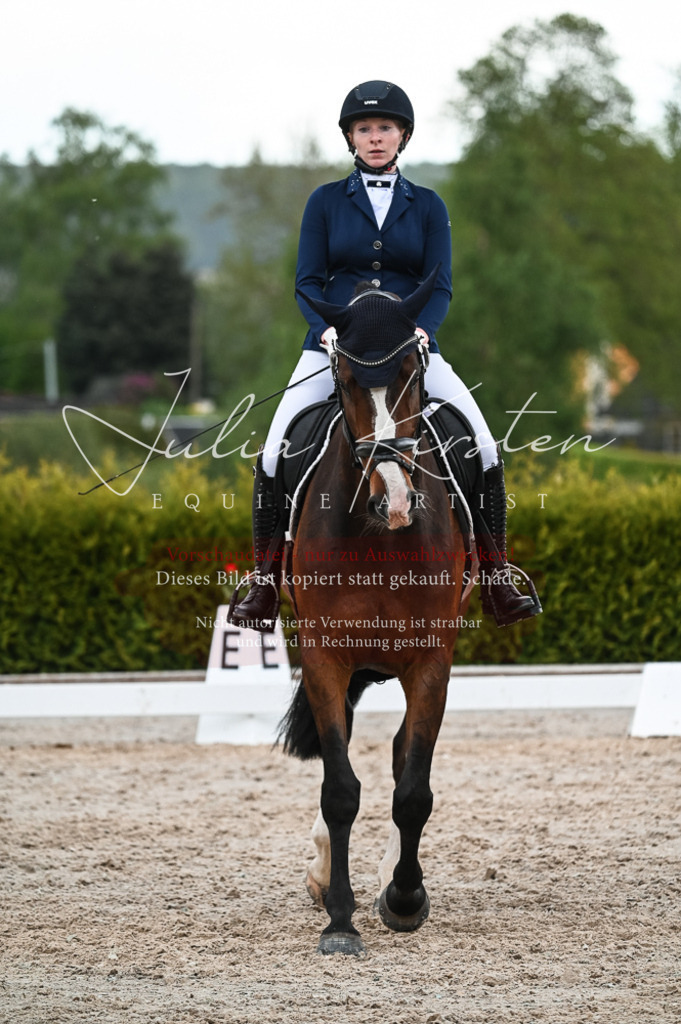 20230513_JK-Röhrsdorf-11-119 | Pferde- und Turnierfotografie in Westsachsen. Pferdeportraits, Auftragszeichnungen und intuitive Kunst.