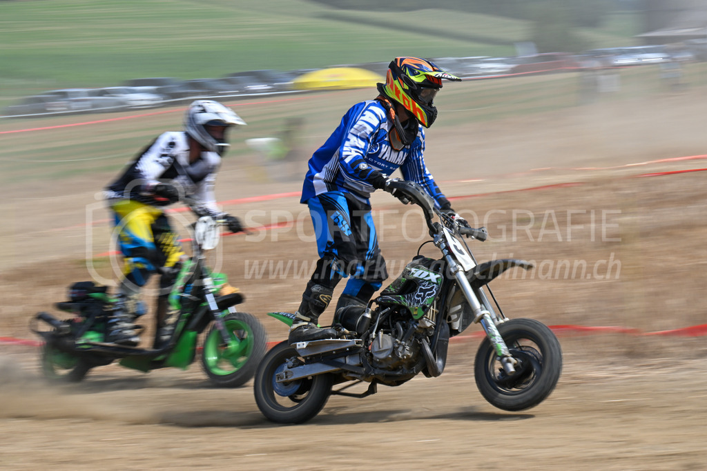 Motortrotti-Rennen Buch am Irchel - 19. August 2023 | Motortrotti-Rennen Buch am Irchel
Buch am Irchel, Kt. Zürich
Bild: Sportfotografie Markus Aeschimann | www.markus-aeschimann.ch - Realisiert mit Pictrs.com