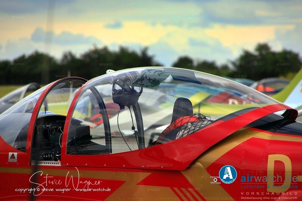 Flugplatz-Husum-airwatch-wagner146 | Entdecken Sie atemberaubende Luftbilder und Fotografien auf airwatch.de - Tauchen Sie ein in eine Welt voller faszinierender Aufnahmen aus der Vogelperspektive.