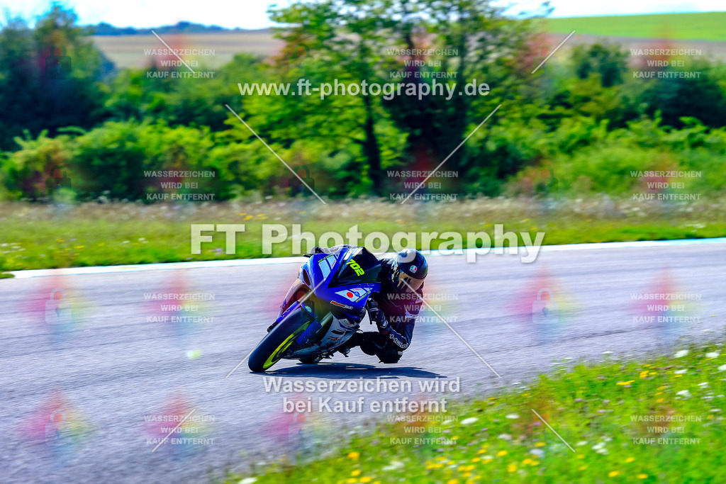 _OUR5732 | Hier findet Ihr Bilder von Touristenfahrten auf der Nürburgring Nordschleife oder von anderen Veranstaltungen die ich besucht habe. Viel Spass beim Durch Schauen 