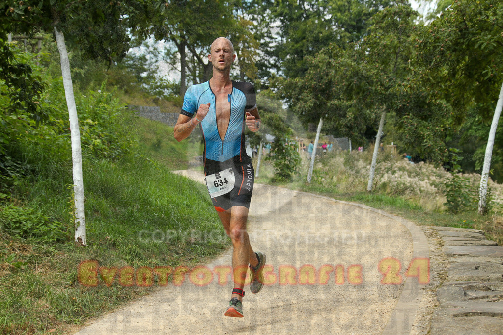 250824_1418_EX1_5732 | Sportfotografie im Rhein-Sieg Kreis, Köln, Bonn, NRW, Rheinland Pfalz, Hessen, etc. Unser Tätigkeitsfeld umfasst den Laufsport vom Volkslauf über den Marathon, Duathlon, Triathon bis zum Ultralauf wie Kölnpfad Ultra oder Schindertrail.