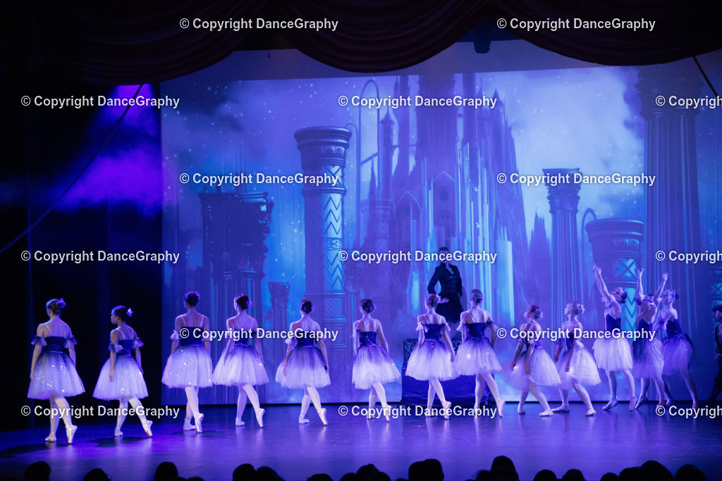 GPHY1657 | DanceGraphy - Realisiert mit Pictrs.com