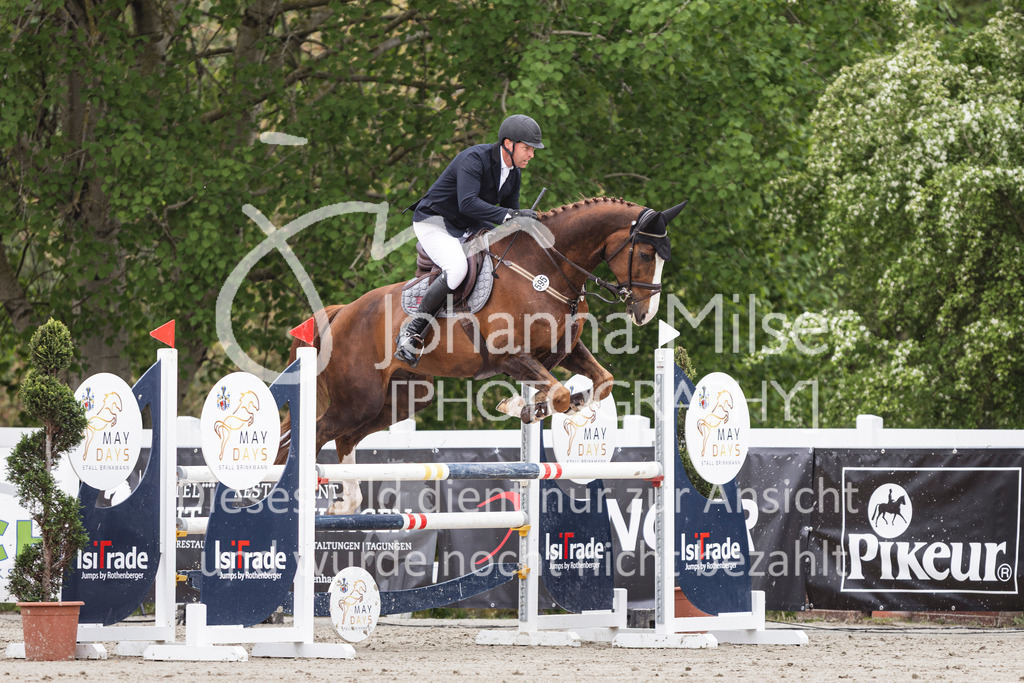 260508_PfSpTa_9_SprPf-L-902 | Deine schönsten Turniermomente als professionelle Fotos! Entdecke hochwertige Pferdesport-Fotografie im Online-Shop. Jetzt Fotos finden & bestellen!