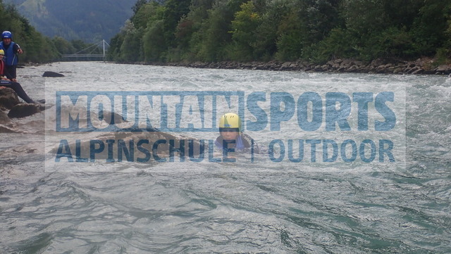 P7210024 | Bestelle die Bilder deines Berg- oder Wasser-Abenteuers mit Mountain Sports bequem von zu Hause aus direkt über unseren Online Fotoshop von pictrs.com. - Realisiert mit Pictrs.com