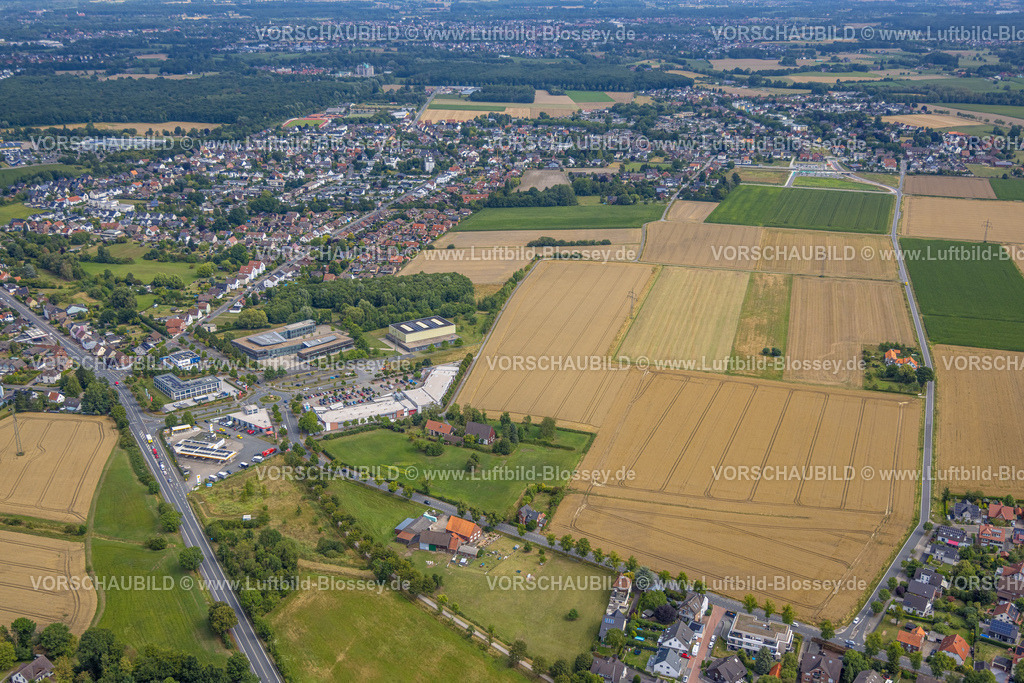 Hamm250701128Rhynern | Luftbild, Wiesenfläche und Felder für geplantes Baugebiet, Gebiet Dierhagenweg, Südfeldweg und Rhynerberg, hinten der Haltepunkt Westtünnen, Stadtbezirk Rhynern, Hamm, Ruhrgebiet, Nordrhein-Westfalen, Deutschland