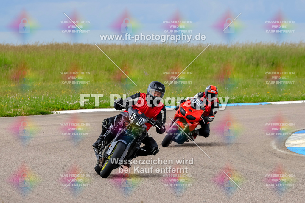 MotoTeam-2391 | Hier findet Ihr Bilder von Touristenfahrten auf der Nürburgring Nordschleife oder von anderen Veranstaltungen die ich besucht habe. Viel Spass beim Durch Schauen 