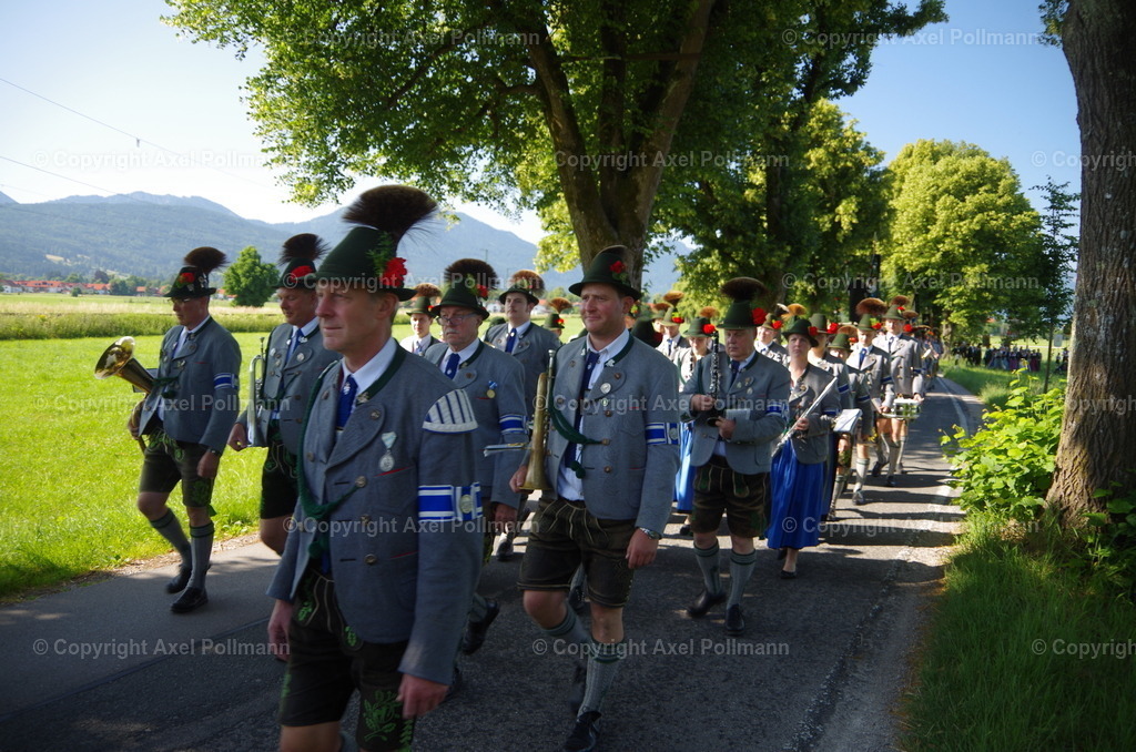 IMGP4818 | fotografiert von Axel PollmannLeonhardi Wallfahrt Benediktbeuern und Murnau, Fronleichnam, Fasching, Landschaft im Loisachtal und Benediktbeuern  - Realisiert mit Pictrs.com