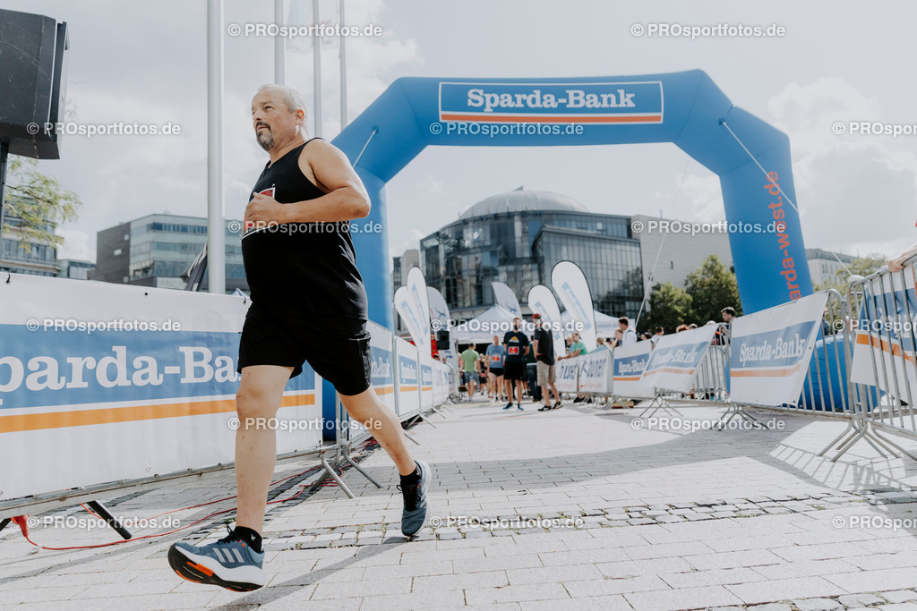 240825_Treppenlauf-471 | Professionelle Fotos Ihrer Laufsportveranstaltung.