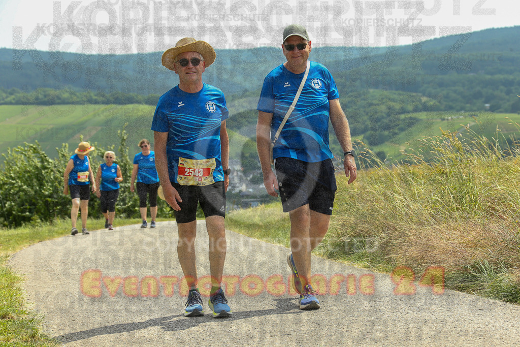 250614_1449_EX1_1045 | Sportfotografie im Rhein-Sieg Kreis, Köln, Bonn, NRW, Rheinland Pfalz, Hessen, etc. Unser Tätigkeitsfeld umfasst den Laufsport vom Volkslauf über den Marathon, Duathlon, Triathon bis zum Ultralauf wie Kölnpfad Ultra oder Schindertrail.