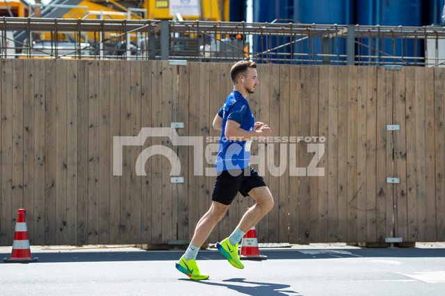 20250427-NSZ_3368 | DEU, Düsseldorf, 27.04.2025 Uniper Düsseldorf Marathon 2025 - Realisiert mit Pictrs.com