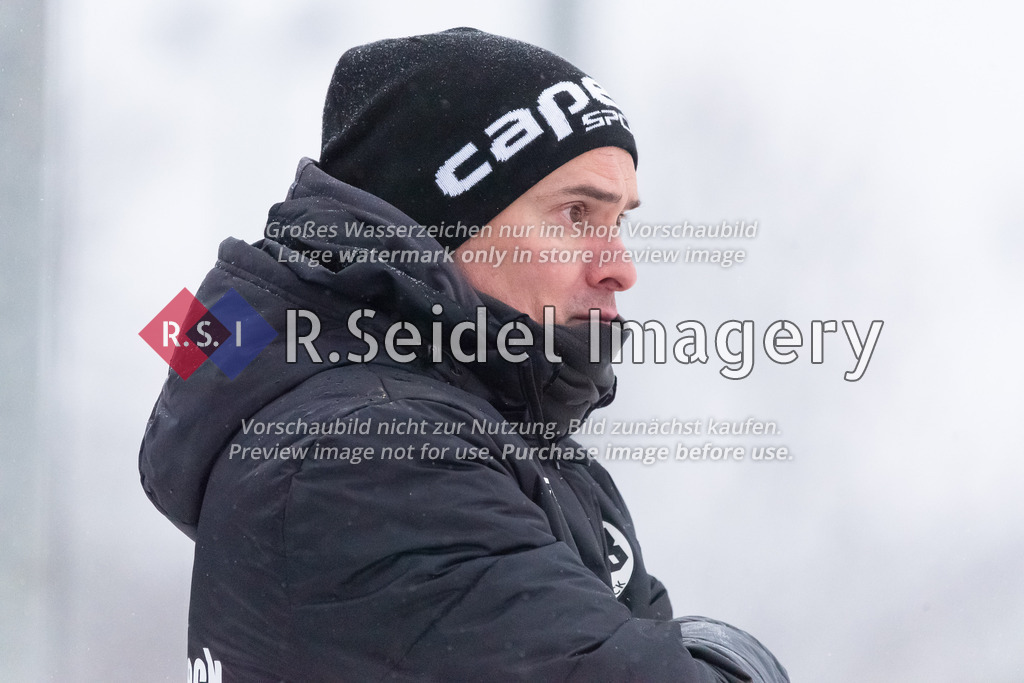 RS-1-024524 | Florian Schnorrenberg (Lübeck, Cheftrainer)