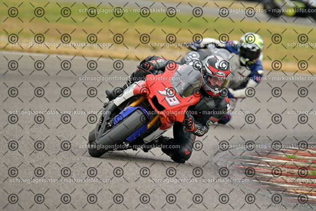 25bt05-0169 | markuskiefer.com - Realisiert mit Pictrs.com