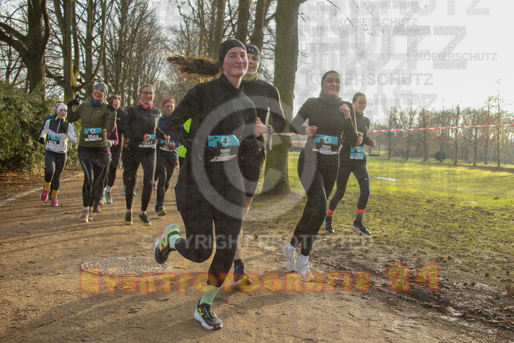 241231_1019_EV4_3840 | Sportfotografie im Rhein-Sieg Kreis, Köln, Bonn, NRW, Rheinland Pfalz, Hessen, etc. Unser Tätigkeitsfeld umfasst den Laufsport vom Volkslauf über den Marathon, Duathlon, Triathon bis zum Ultralauf wie Kölnpfad Ultra oder Schindertrail.