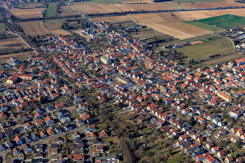 Luftbild: Lauxengarten in Lingenfeld im Bundesland Rheinland-Pfalz in Deutschland. Foto: IMG_112860.jpg vom 27.02.2019 durch Werner Riehm/FLY-FOTO.de