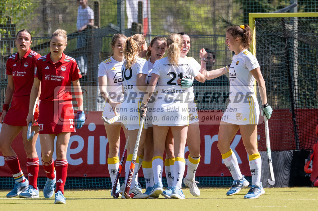 SFE_20250412_0063 | Köln, Deutschland, 12.04.2025:  Hockey 1. Bundesliga Damen Rot-Weiss Köln - Harvestehuder THC im KTHC Stadion Rot-Weiss Köln Tennis and Hockey Club am 12.04.2025 in Köln, Deutschland. (Foto von Stephan Fehrmann)Köln, Germany, 12.04.2025: Hockey 1. Bundesliga Damen Rot-Weiss Köln - Harvestehuder THC in KTHC Stadion Rot-Weiss Köln Tennis and Hockey Club at 12.04.2025 in Köln, Deutschland. (Foto from Stephan Fehrmann)