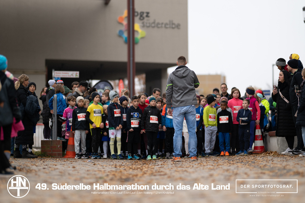 Süderelbe Halbmarathon 2025 I 09.11.2025 I Fotograf_DerSportfotograf.I 00127 | Der Sportfotograf. - Realisiert mit Pictrs.com