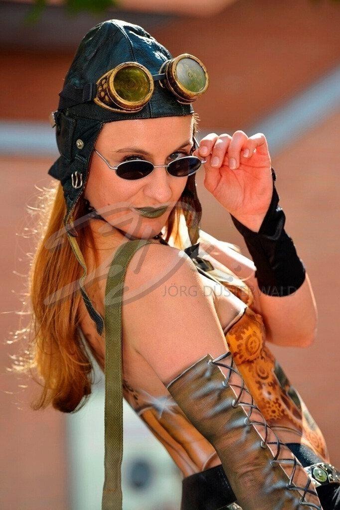 Bodypainting-STEAMPUNK_3222 | #001 | Modell: Pola | Foto: Carsten Korwes - Realisiert mit Pictrs.com