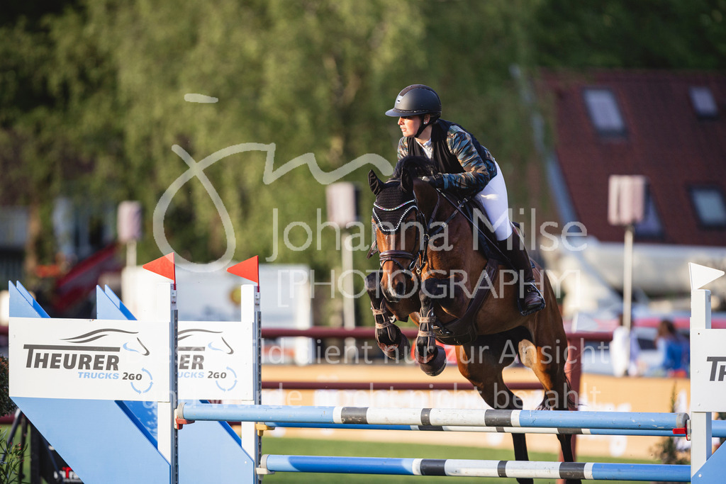 240510_Hamburg_Amateur-Small-341 | Deine schönsten Turniermomente als professionelle Fotos! Entdecke hochwertige Pferdesport-Fotografie im Online-Shop. Jetzt Fotos finden & bestellen!