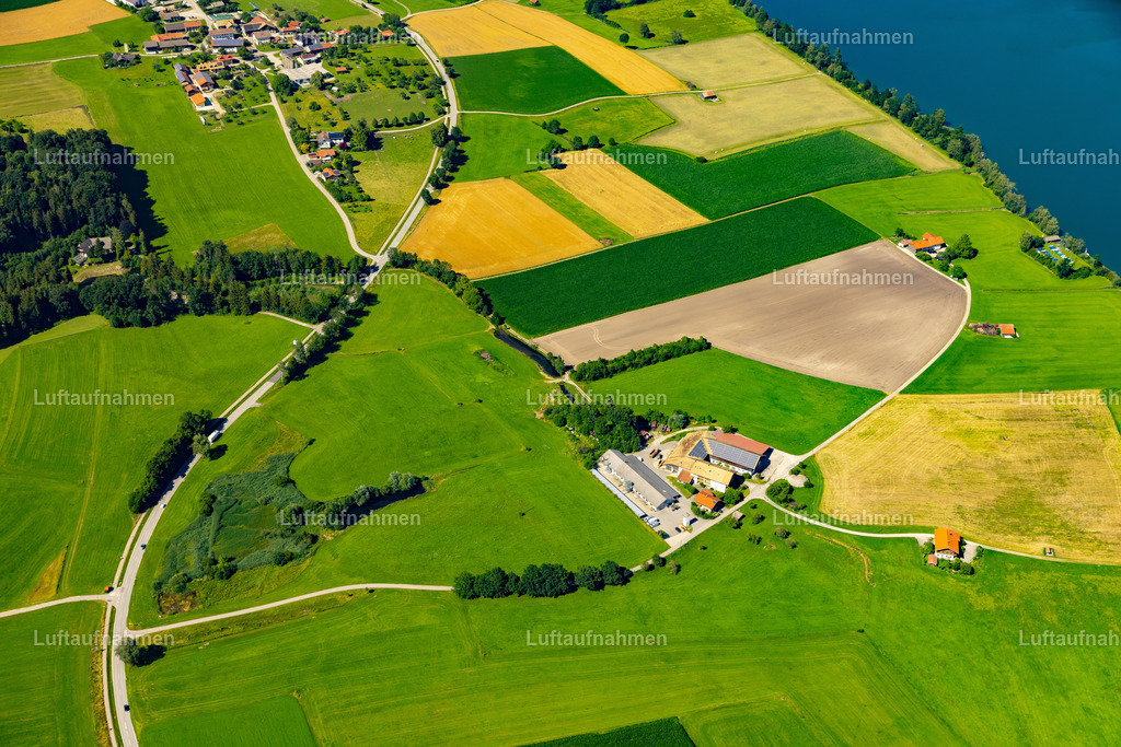 Luftaufnahmen für Landwirte und Agenturen mir Drohne oder Flugzeug.Mit Lizenz und Bildrechte bestellbar
