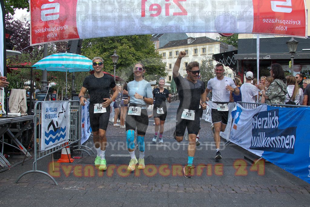 250824_1536_EV4_2881 | Sportfotografie im Rhein-Sieg Kreis, Köln, Bonn, NRW, Rheinland Pfalz, Hessen, etc. Unser Tätigkeitsfeld umfasst den Laufsport vom Volkslauf über den Marathon, Duathlon, Triathon bis zum Ultralauf wie Kölnpfad Ultra oder Schindertrail.