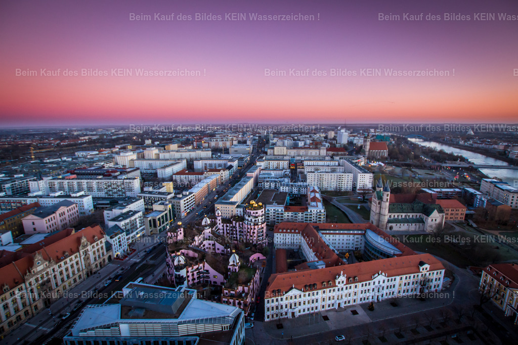 Sonnenaufgang November-8194 | Magdeburg Hundertwasser Grüne Zitadelle Landtag - Realisiert mit Pictrs.com