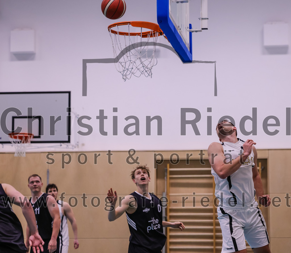 2026-01-31_064_TSV_Vaterstetten_gegen_TS_Herzogenaurach | Vaterstetten, Deutschland, 31.01.2026:Basketball, 2. Regionalliga Süd 2025 / 2026, 14. Spieltag, TSV Vaterstetten gegen TS Herzogenaurach, Endergebnis: 71:70K. Huber (TSV Vaterstetten, #13)Foto: Christian Riedel / fotografie-riedel.net