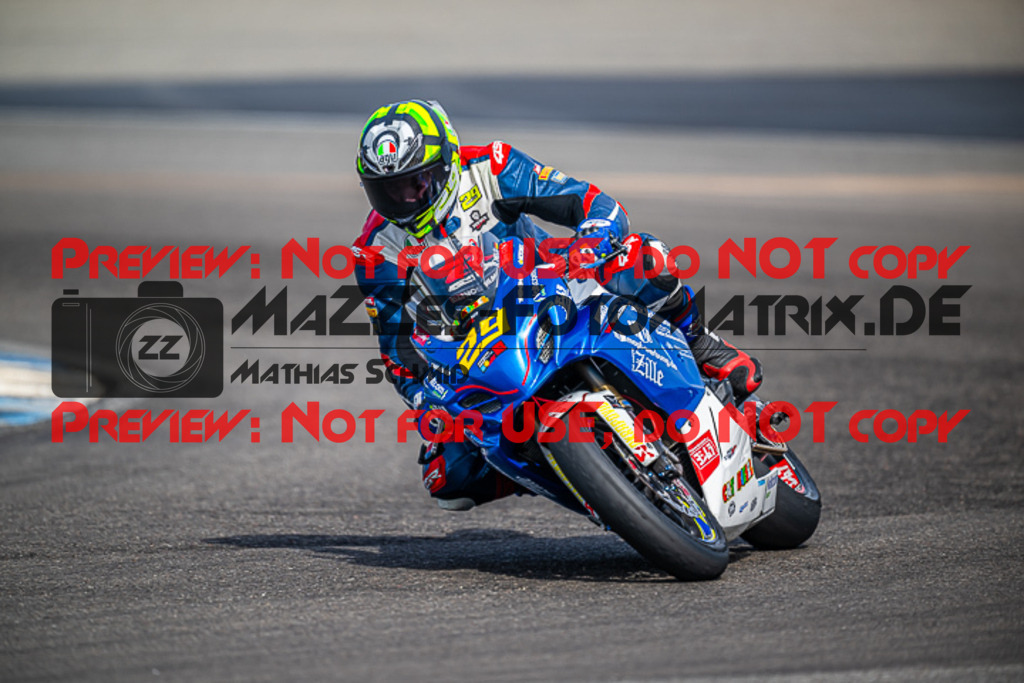 MaZZes_FotoMatrix_230410_7846 | ROT