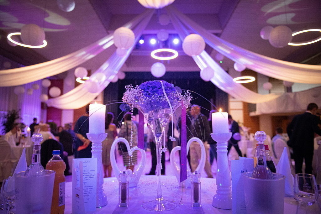 Hochzeit_Location_353 | Mein Name ist Arkadius. Ich fotografiere Ihre Hochzeit in Frankfurt und im Umkreis von 200 km. Als Fotograf bin ich noch bekannt im Bereich Business- und Modefotografie.