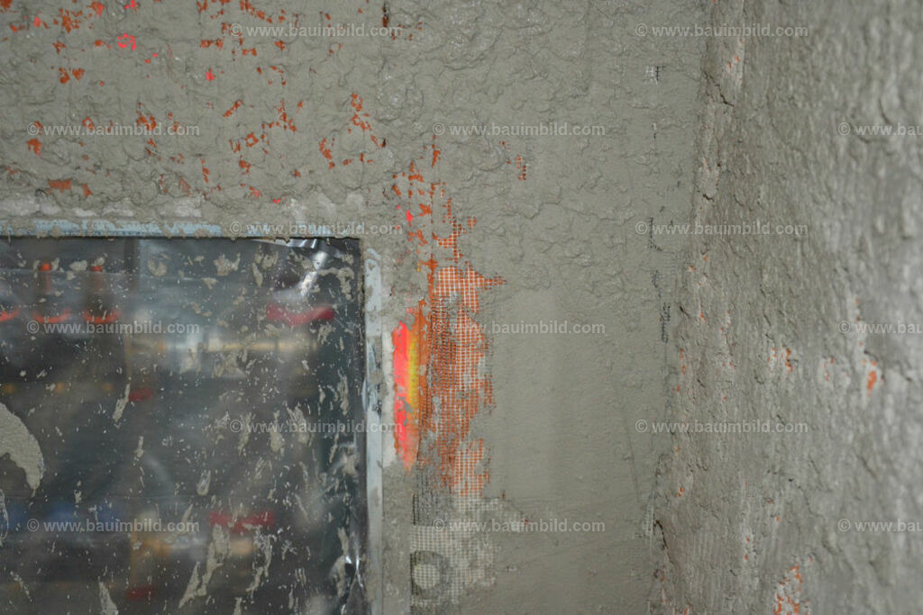 bib-lg18-putzarbeiten-0076 | Nach LV-Leistungsgruppen sortierte Detailfotos über den Bau eines Hauses. Alle Hausbau-Bilder direkt vom Urheber und Autor der Website Haus-Selber-Bauen.com