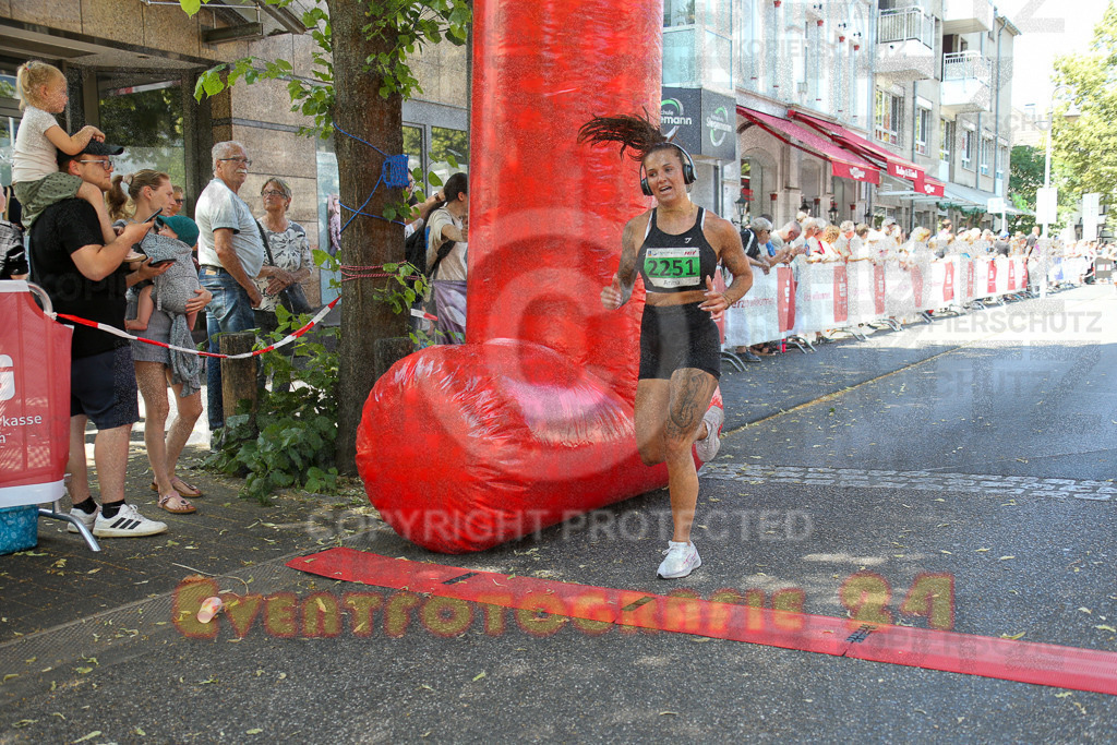 250621_1203_EX1_4715 | Sportfotografie im Rhein-Sieg Kreis, Köln, Bonn, NRW, Rheinland Pfalz, Hessen, etc. Unser Tätigkeitsfeld umfasst den Laufsport vom Volkslauf über den Marathon, Duathlon, Triathon bis zum Ultralauf wie Kölnpfad Ultra oder Schindertrail.