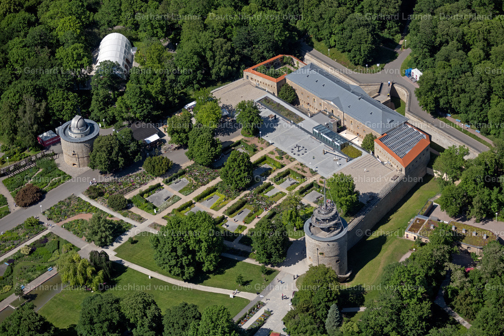 4045786 | ERFURT 14.06.2021 Museums- Gebäude- Ensemble des Deutschen Gartenbaumuseums auf dem Gelände der " Erfurt Buga 2021 " im Ortsteil Brühlervorstadt in Erfurt im Bundesland Thüringen, Deutschland. Weiterführende Informationen bei: Bundesgartenschau Erfurt 2021 gemeinnützige GmbH,  Landeshauptstadt Erfurt,  Stiftung Deutsches Gartenbaumuseum Erfurt. // Museum building ensemble of the German horticulture museum on the area of the " Erfurt Buga 2021 " in the district of Bruehlervorstadt in Erfurt in the federal state Thuringia, Germany. Further information at: Bundesgartenschau Erfurt 2021 gemeinnuetzige GmbH,  Landeshauptstadt Erfurt,  Stiftung Deutsches Gartenbaumuseum Erfurt. Foto: Gerhard Launer