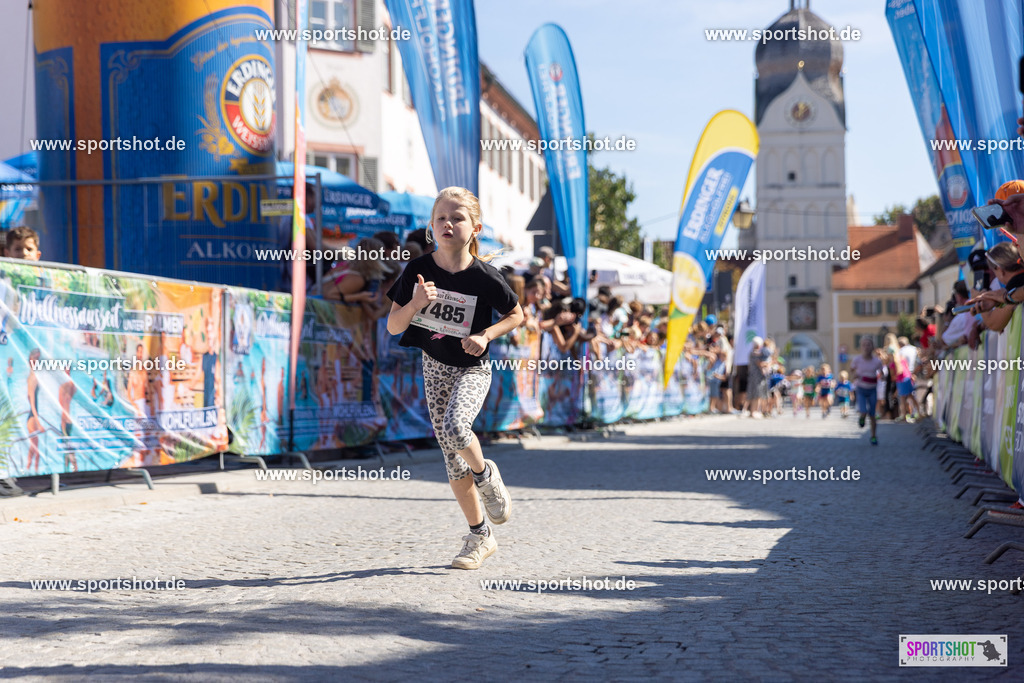VJ__2998 | Stadtlauf Erding 2025 #stadtlauferding #erdingstadtlauf #stadtlauf_erding #laufmotivation #trisporterding #yourpictrs #sportshot_your_pictrs