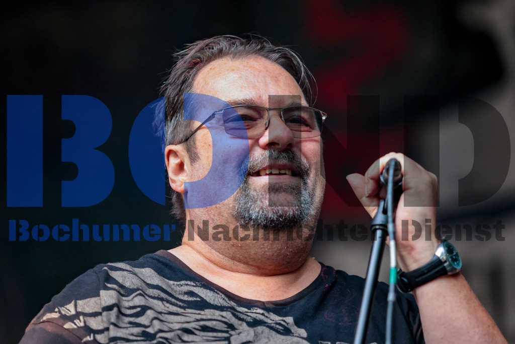 Bochum total 2024 - Jo Hartmann  {date} -  | {headline}(Foto: Sebastian Sendlak / BOND) - Realisiert mit Pictrs.com