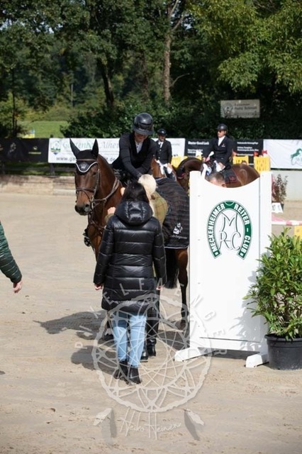 2B4A1360 | pixelfaenger - Realisiert mit Pictrs.com