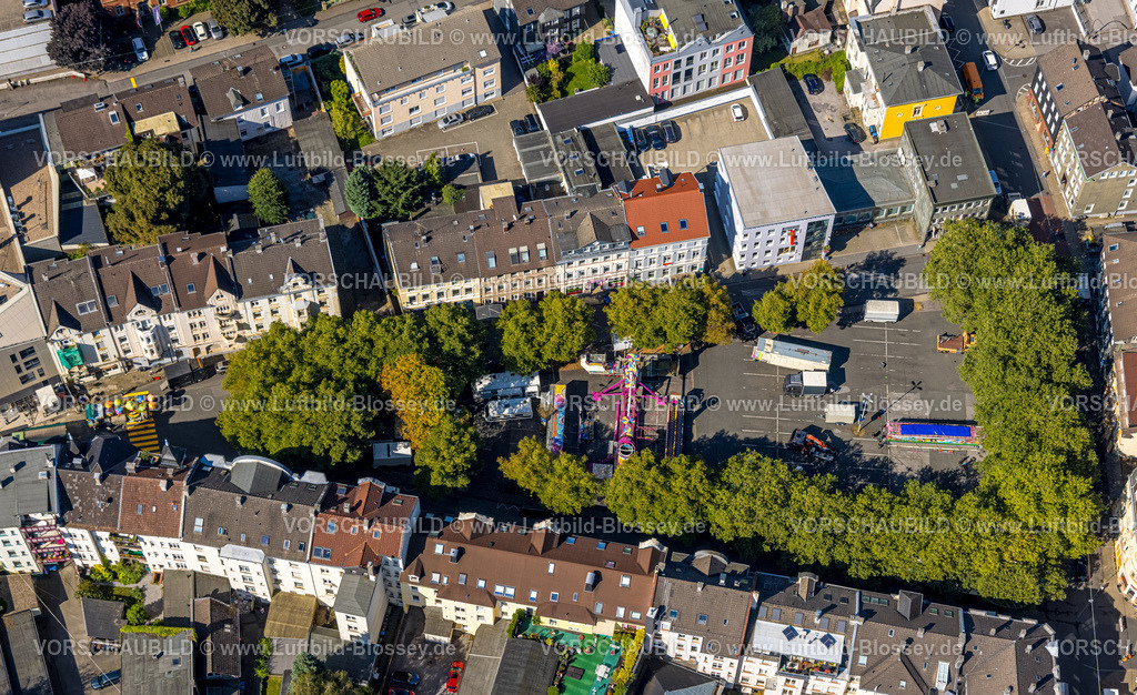 Schwelm240813863 | Luftbild, Kirmes Fahrgeschäft am Neumarkt, Schwelm, Ruhrgebiet, Nordrhein-Westfalen, Deutschland