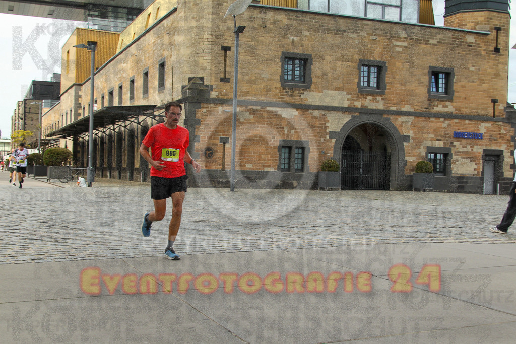250920_1520_EV4_8522 | Sportfotografie im Rhein-Sieg Kreis, Köln, Bonn, NRW, Rheinland Pfalz, Hessen, etc. Unser Tätigkeitsfeld umfasst den Laufsport vom Volkslauf über den Marathon, Duathlon, Triathon bis zum Ultralauf wie Kölnpfad Ultra oder Schindertrail.
