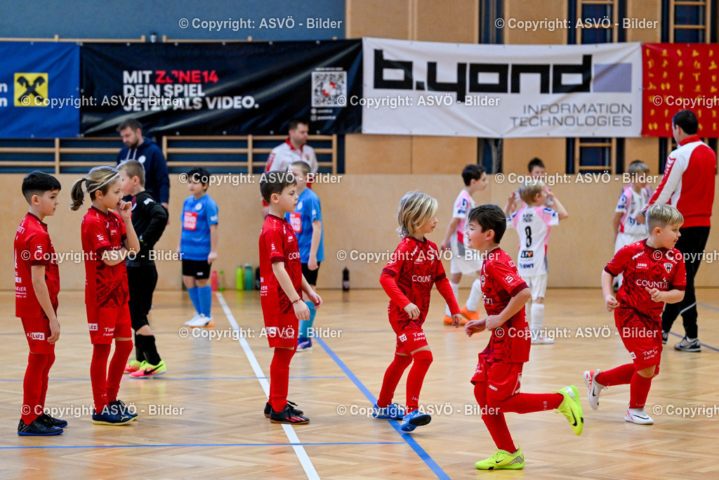 ASVÖ_ Fussballturnier SV Gallneukirchen_ 09.02.2025-7 | 09.02.2025, Gallneukirchen, AUT, ASVÖ, Fussball Nachwuchs Hallenturnier 2025, SV Gallneukirchen im Bild Teilnehmer U 9©Harald Dostal / fodo.media - Realisiert mit Pictrs.com