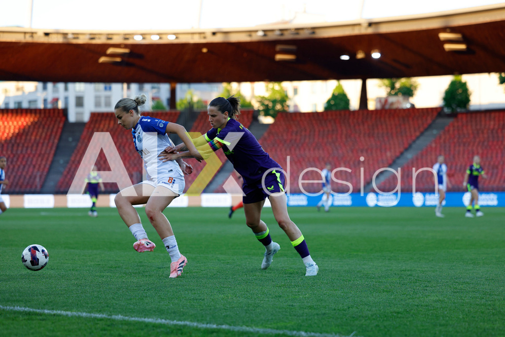 GC Zürich vs FC Zürich - AXA Women’s Super League Playoffs - Stadion Letzigrund | ELLA LJUŠTINA of Grasshopper Club Zürich and /f57 during the AXA Women’s Super League Playoffs quarter-final second leg between GC Zürich and FC Zürich at Stadion Letzigrund, Zurich, Switzerland. - Realisiert mit Pictrs.com