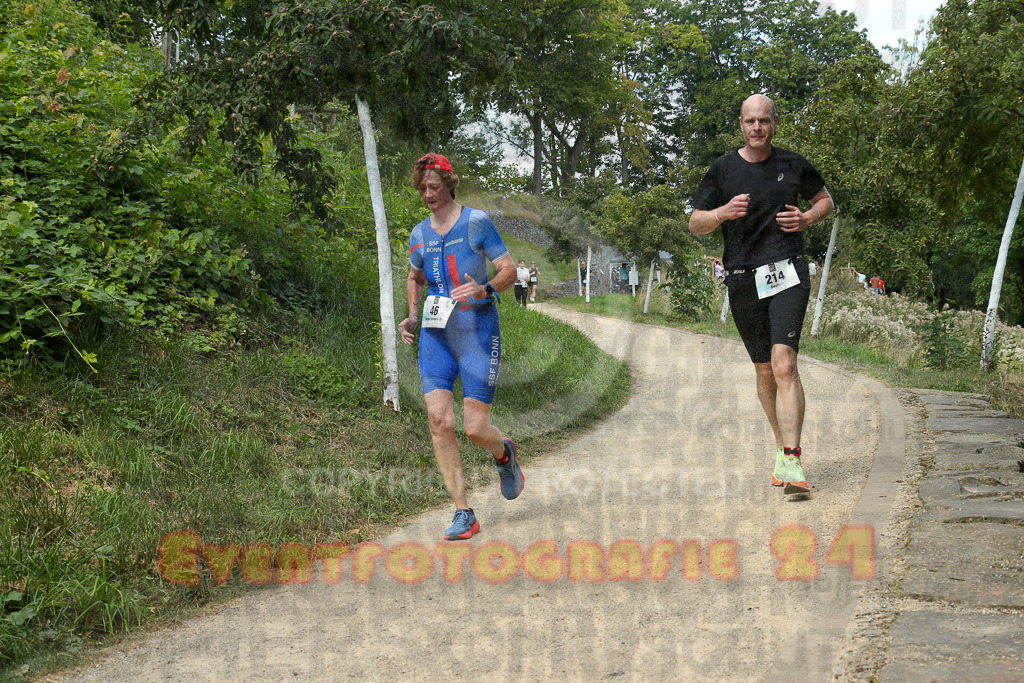 250824_1252_EX1_0807 | Sportfotografie im Rhein-Sieg Kreis, Köln, Bonn, NRW, Rheinland Pfalz, Hessen, etc. Unser Tätigkeitsfeld umfasst den Laufsport vom Volkslauf über den Marathon, Duathlon, Triathon bis zum Ultralauf wie Kölnpfad Ultra oder Schindertrail.