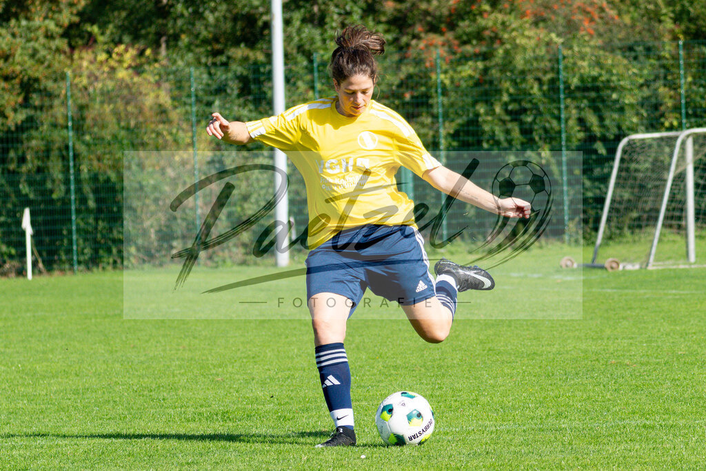 20260906_RULSVK_0654 | Fußball, Frauen:   beim Spiel der Kreisliga zwischen SG Rulle/Haste vs. SV Kettenkamp am 06.09.2026 im Stavermann-Sportpark in Rulle/Wallenhorst, Deutschland.(Foto von Nico Paetzel) - Realisiert mit Pictrs.com