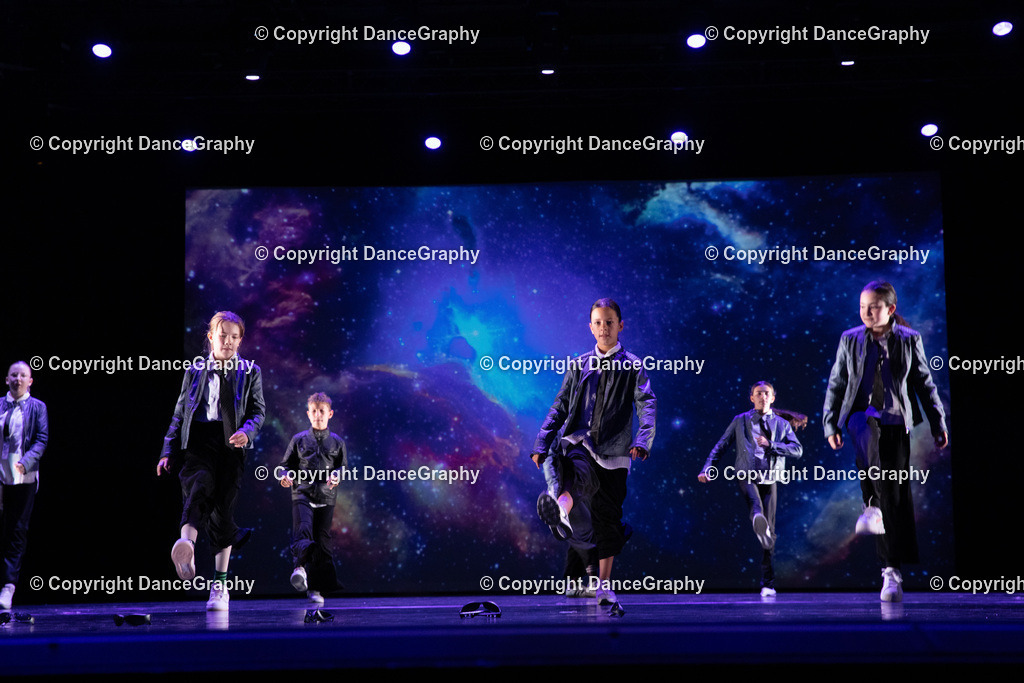 GPHY6401 | DanceGraphy - Realisiert mit Pictrs.com